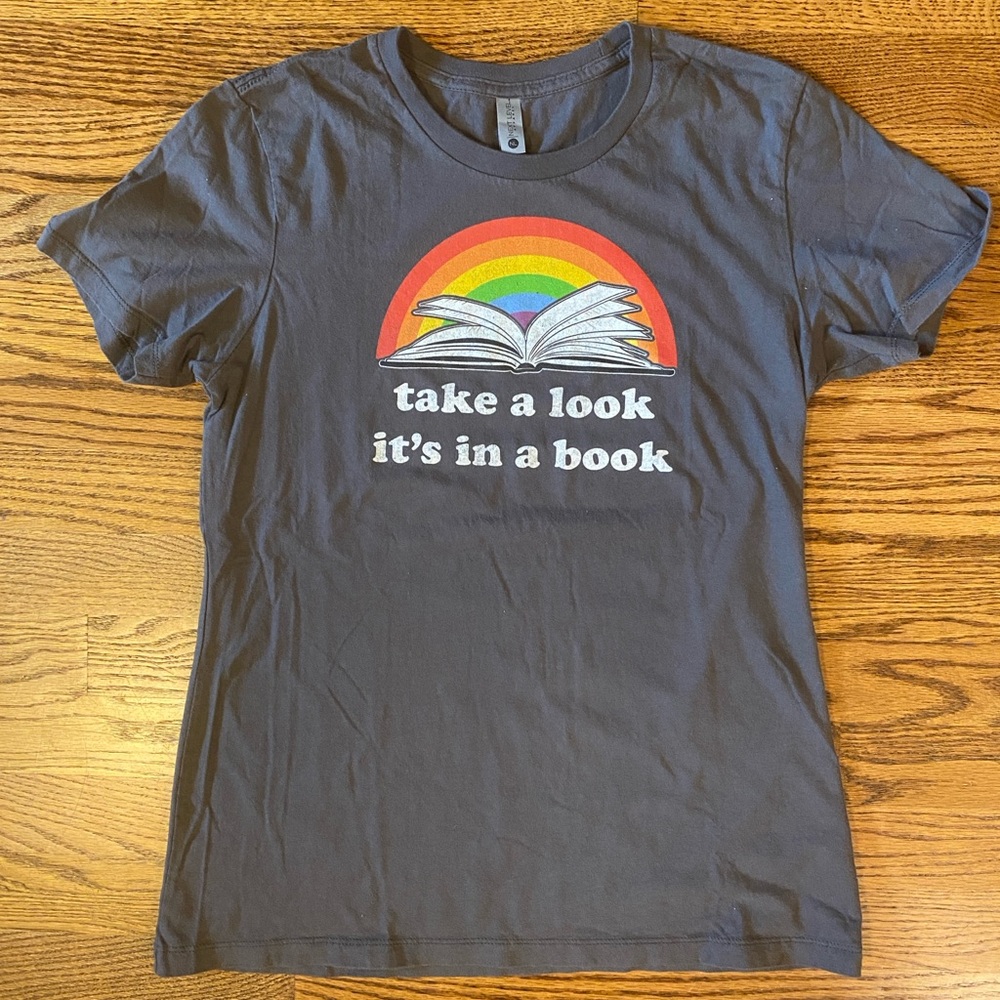 Gray T-Shirt with Rainbow Book Graphic